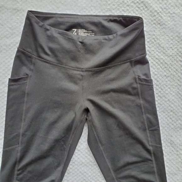 Z By Zella Black Crop Leggings Size M - Picture 8 of 10